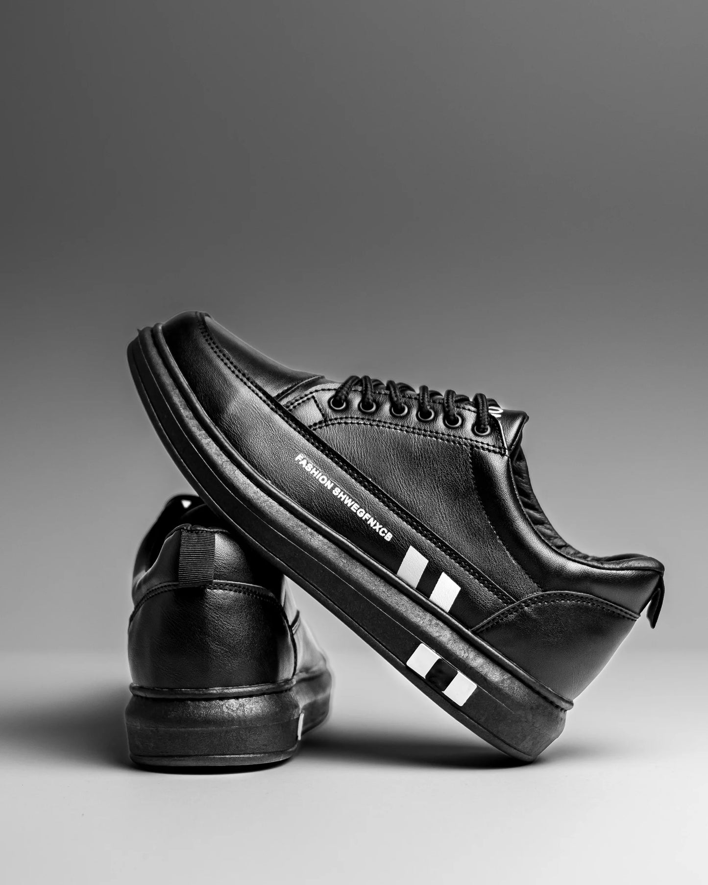 ELEGANTE TENIS MASCULINO
